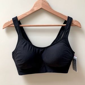 NWT Underoutfit Comfort Shaping Bra